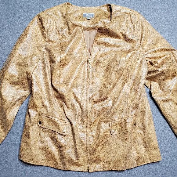 JM Collection Faux Leather Jacket - Picture 2 of 12